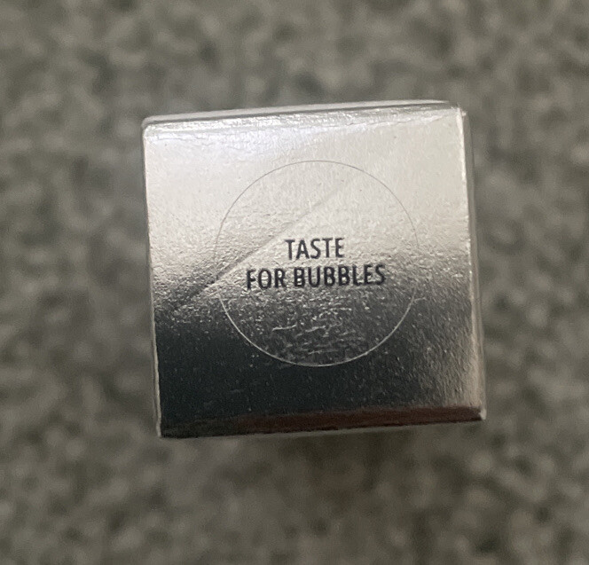 MAC Fizzy Feels Lip Balm Taste For Bubbles Holiday 2023 Limited edition