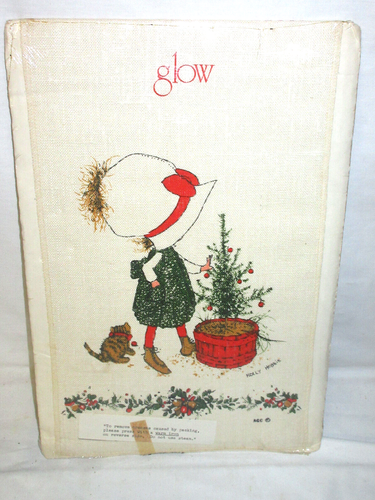 Holly Hobbie Vintage 1970s linen kitchen tea towel wall hanging (S/N). - Picture 3 of 5