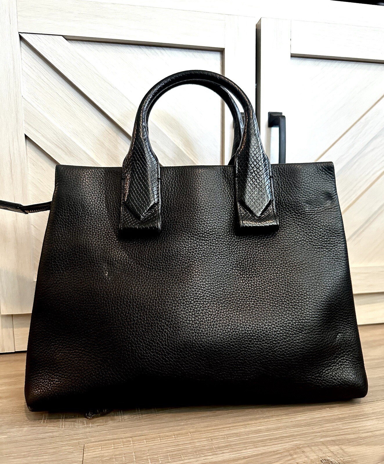 MICHAEL KORS ROLLINS LARGE PYTHON EMBOSSED SATCHE… - image 4