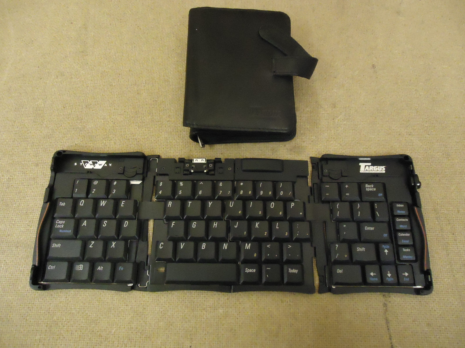 Targus Portable Keyboard Black Compaq Ipaq Stowaway PA840