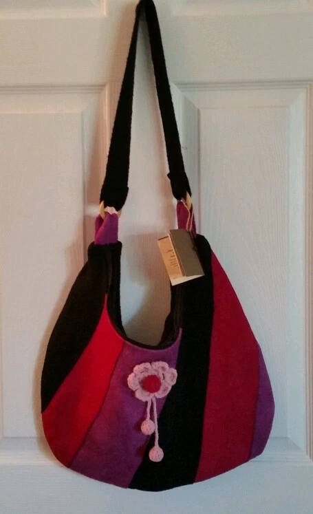 Bolso de Hombro Miraflores Miss Negro Rosa Púrpura Flores de los Andes Lana Novica Perú Foto 2 de 4