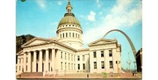 St Louis MO Gateway Arch Postcard: 1960s Old Courthouse Dred Scott Landmark