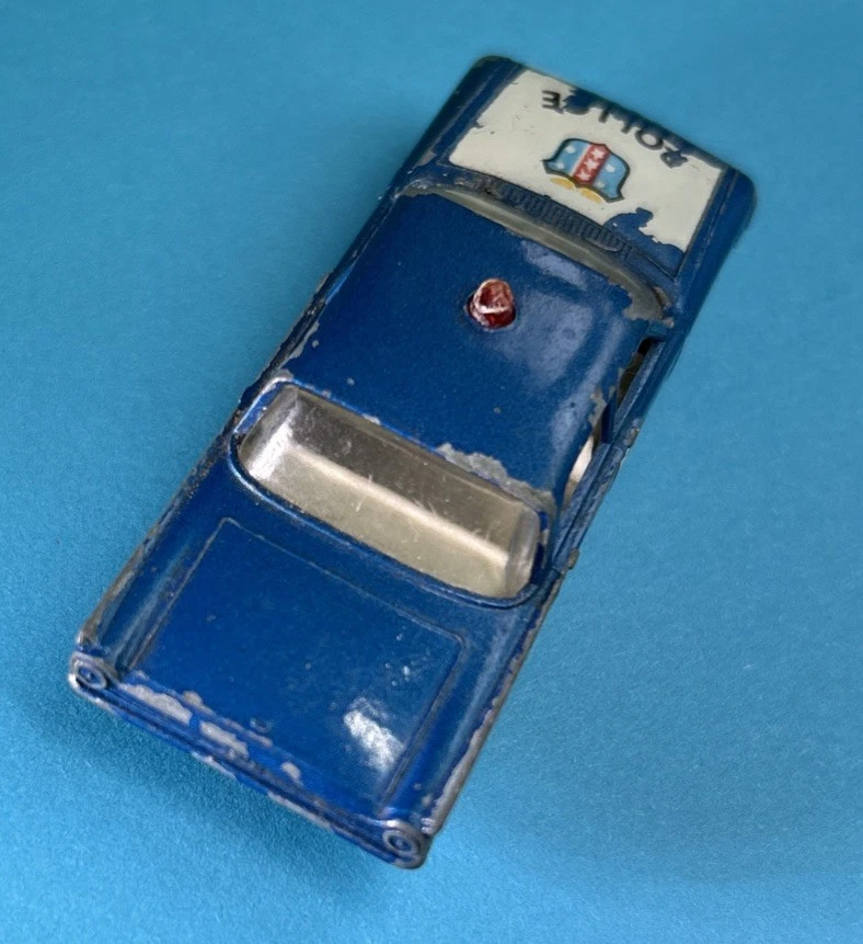 MATCHBOX LESNEY No 55B VINTAGE FORD FAIRLANE POLICE CAR VERY GOOD CONDITION — 第 2/4 张图片