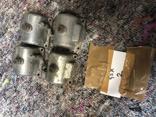 Suzuki GSX750 ET Float Bowls X4 