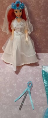 Seltene Disney Stote Exclusive 6,5 Die kleine Meerjungfrau / Arielle, Brautpuppe, mit Schwanz