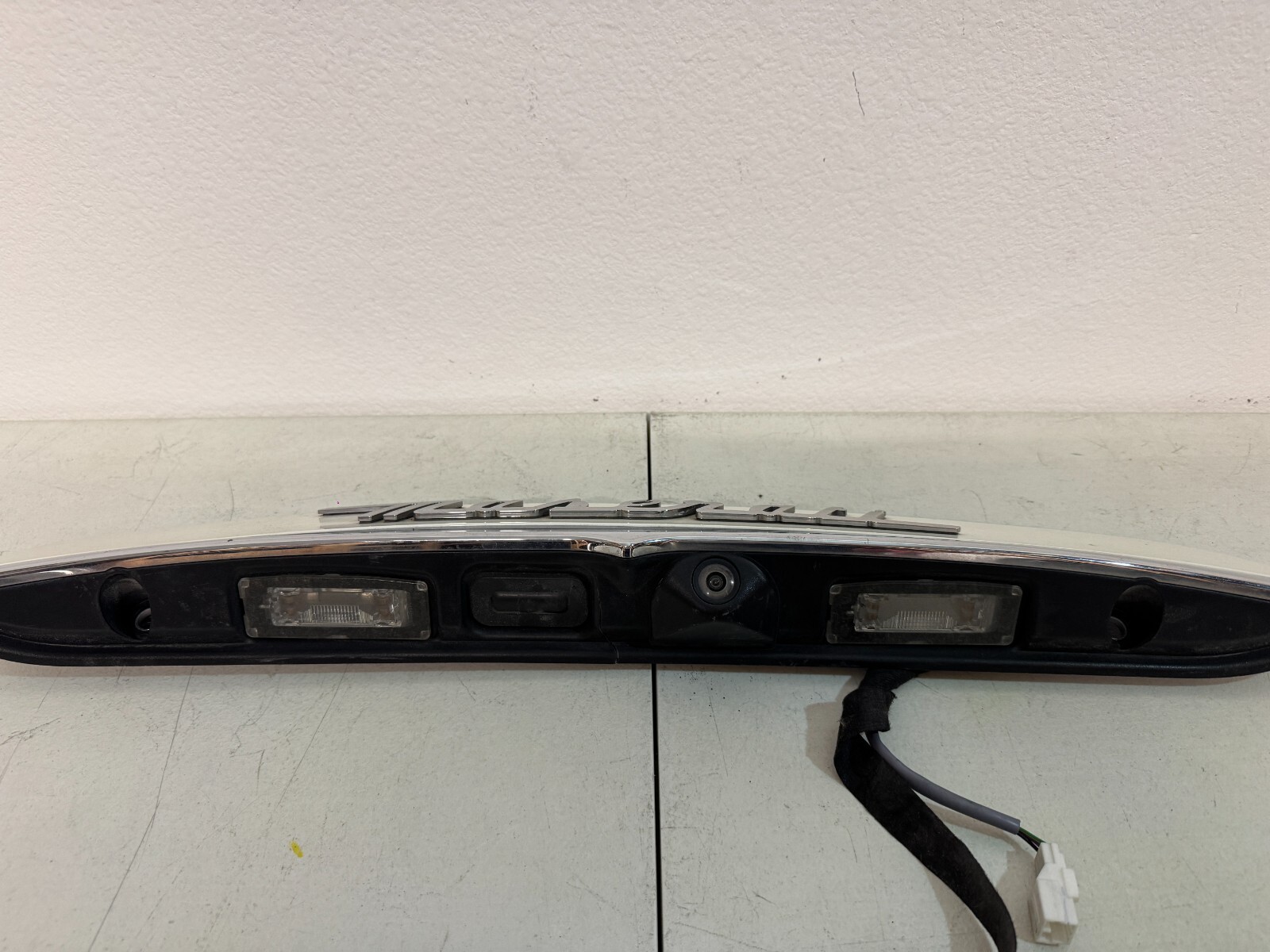 2014 2015 2016 2017 MASERATI GHIBLI TRUNK CAMERA HANDEL TRIM