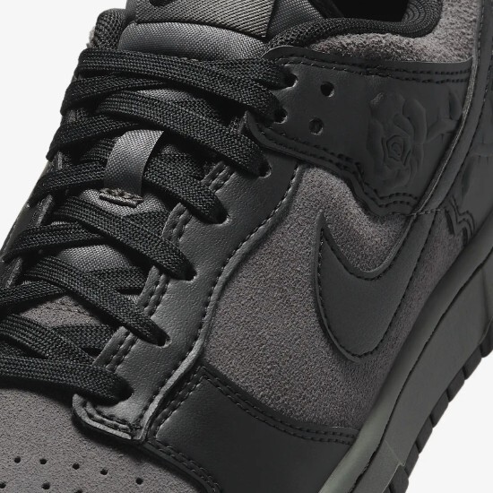 Nike Women's Dunk Low 'Black Roses' (HF1986-001) Expeditedship | eBay