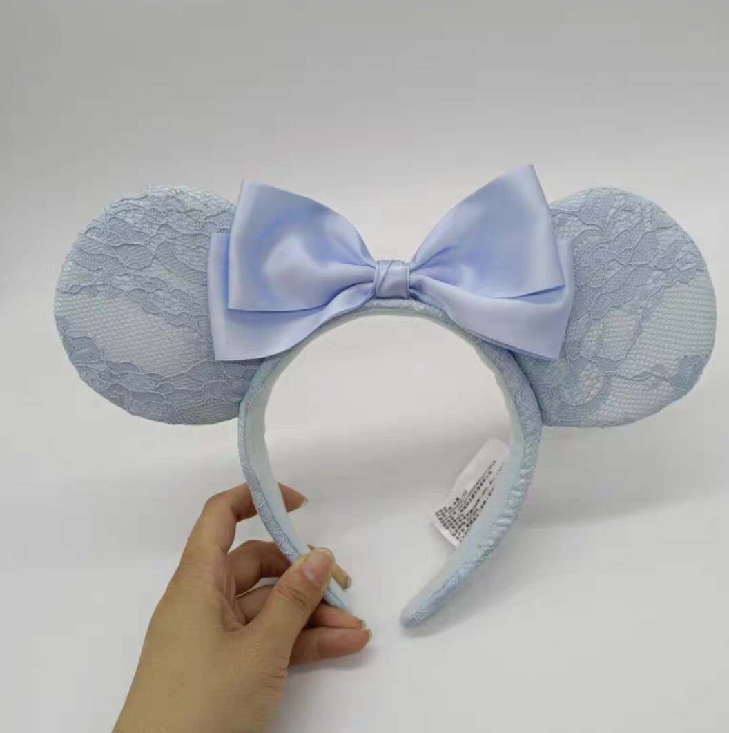 2022 Disney Parks 2022 Limited Blue Lace Minnie Mouse Ears  display picture 2