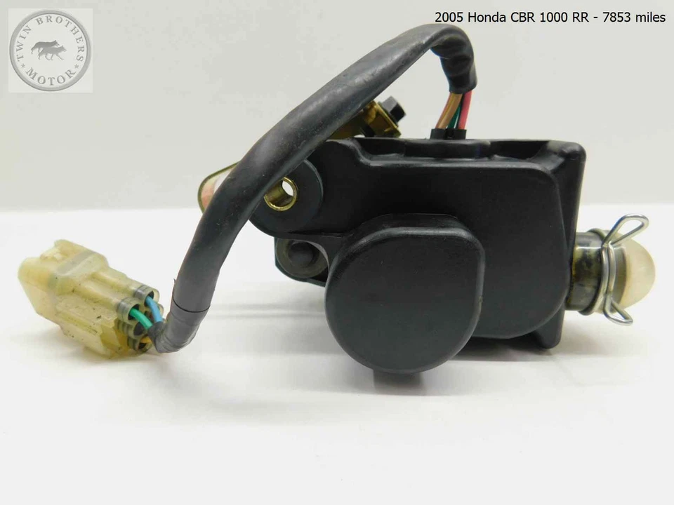 Motor actuador de escape Honda CBR 1000RR 2004-2005  Foto 3 de 4