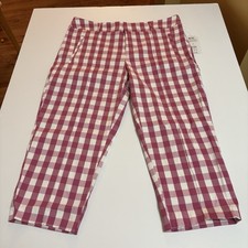 NWT Women  s Time and Tru Rosiest Rouge Checkered Stretch Capris Size 14