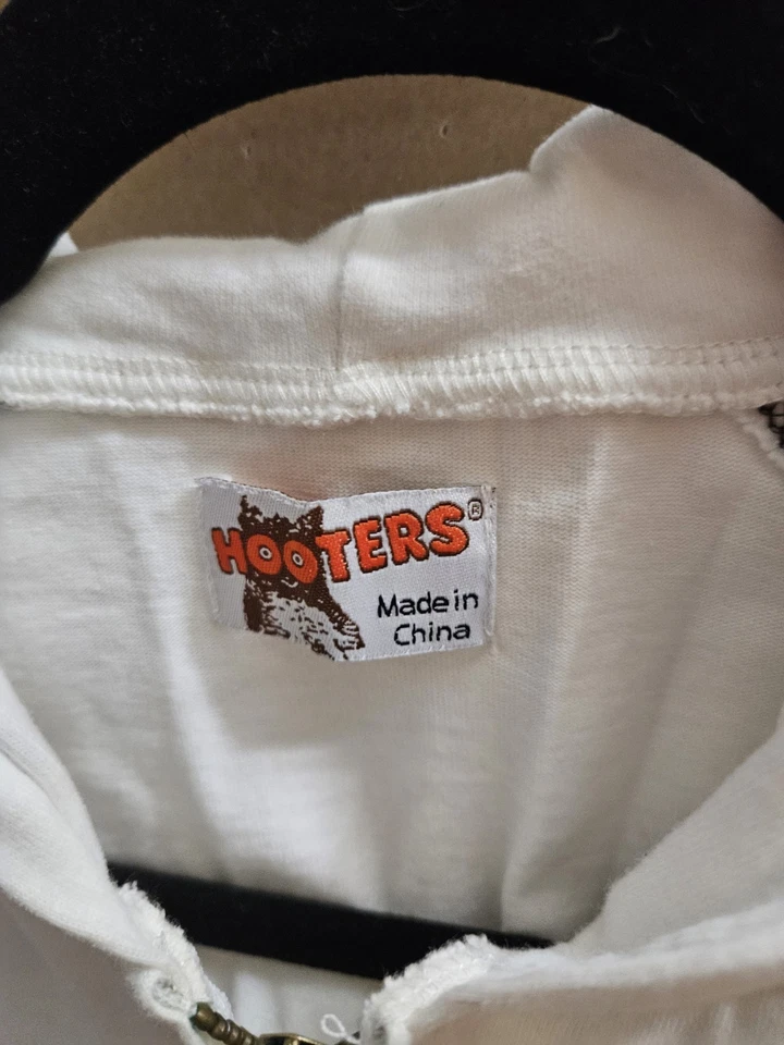 HOOTERS JERSEY MELOCOTÓN MUJER M 1/4 CREMALLERA SUDADERA CON CAPUCHA BOLSILLOS PARA MANOS BLANCO ROTO  Foto 3 de 4