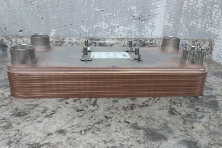 Kelvion FP10X20L-30 2 In MPT Connection Brazed Plate Heat Exchanger