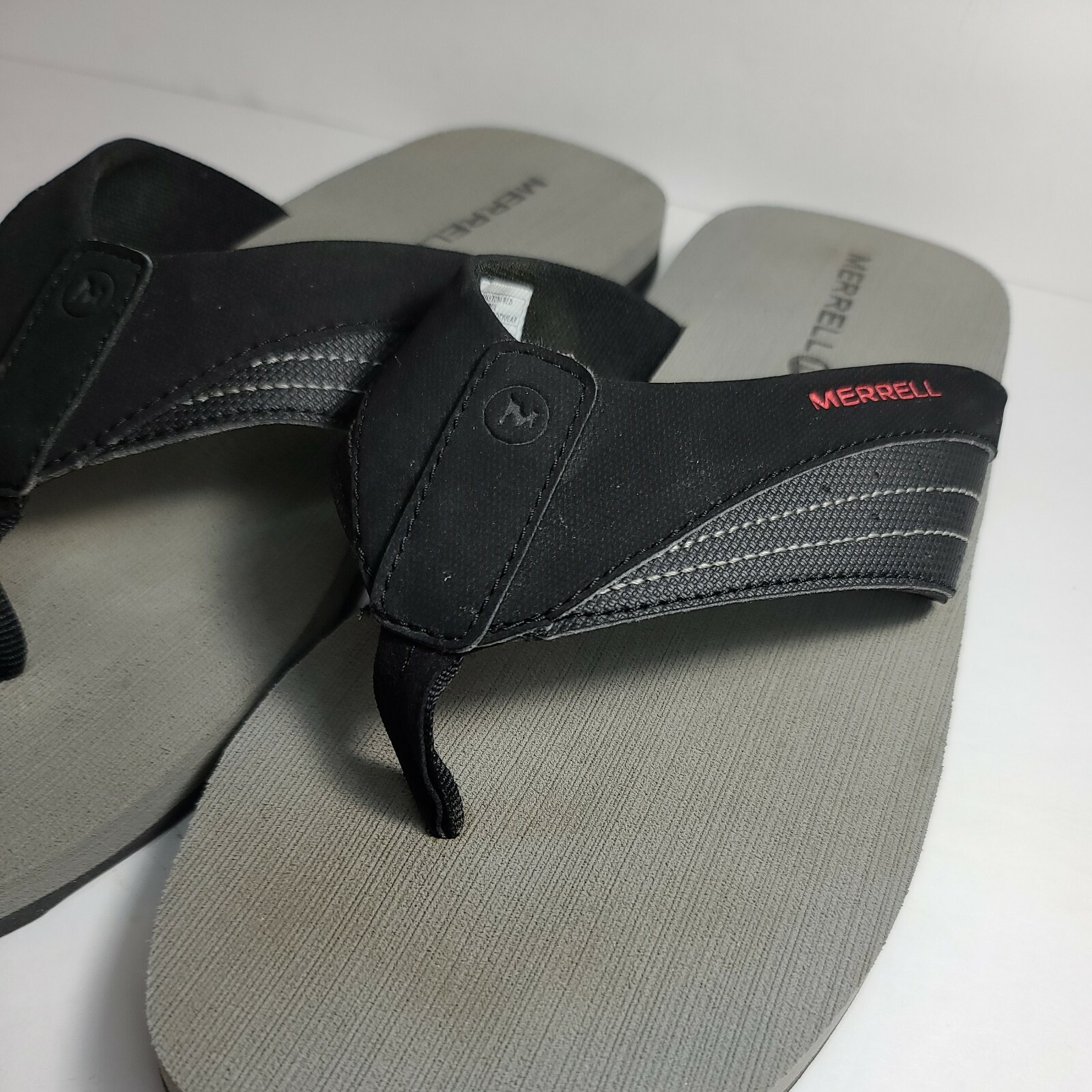 Black Aurora Red Merrell Performance Footwear Men… - image 2