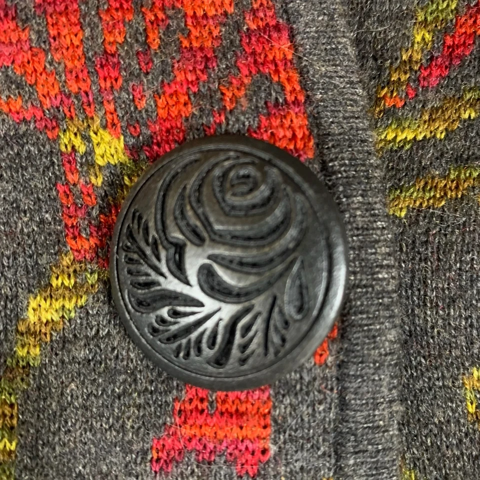 Suéter de diseño islandés para mujer pequeño gris cárdigan mezcla de lana nórdico floral AOP Foto 4 de 4