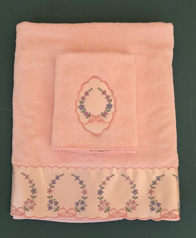 Vintage J. Abouchar Pink Flowers Towel Set – 1 Bath Towel & 1 Washcloth Set 2