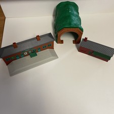 Tomy Thomas  Friends Trackmaster, Ffarquhar Station,  Tunnel