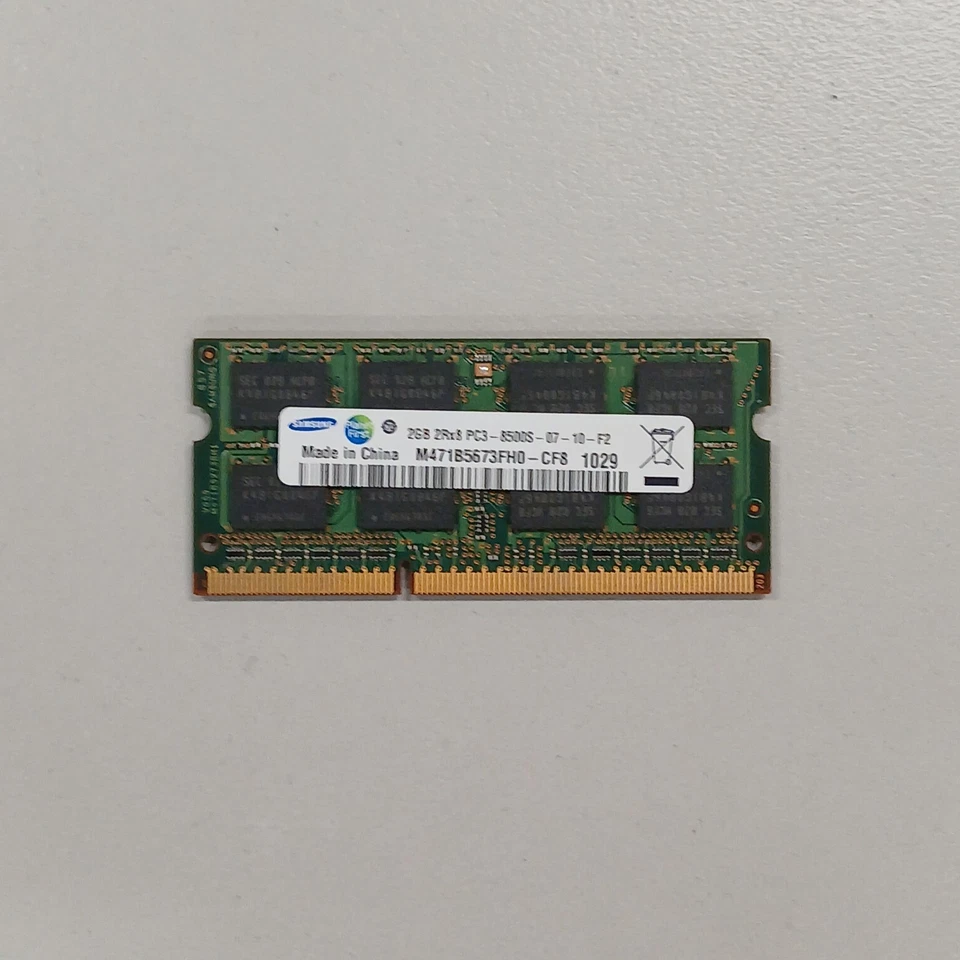 Samsung 2GB DDR3 RAM PC3-8500 1066MHz CL7 1.5V non-ECC SoDIMM M471B5673FH0-CF8 - Image 2 of 3