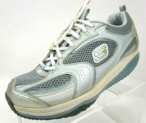 womens tennis shoes with roll bar