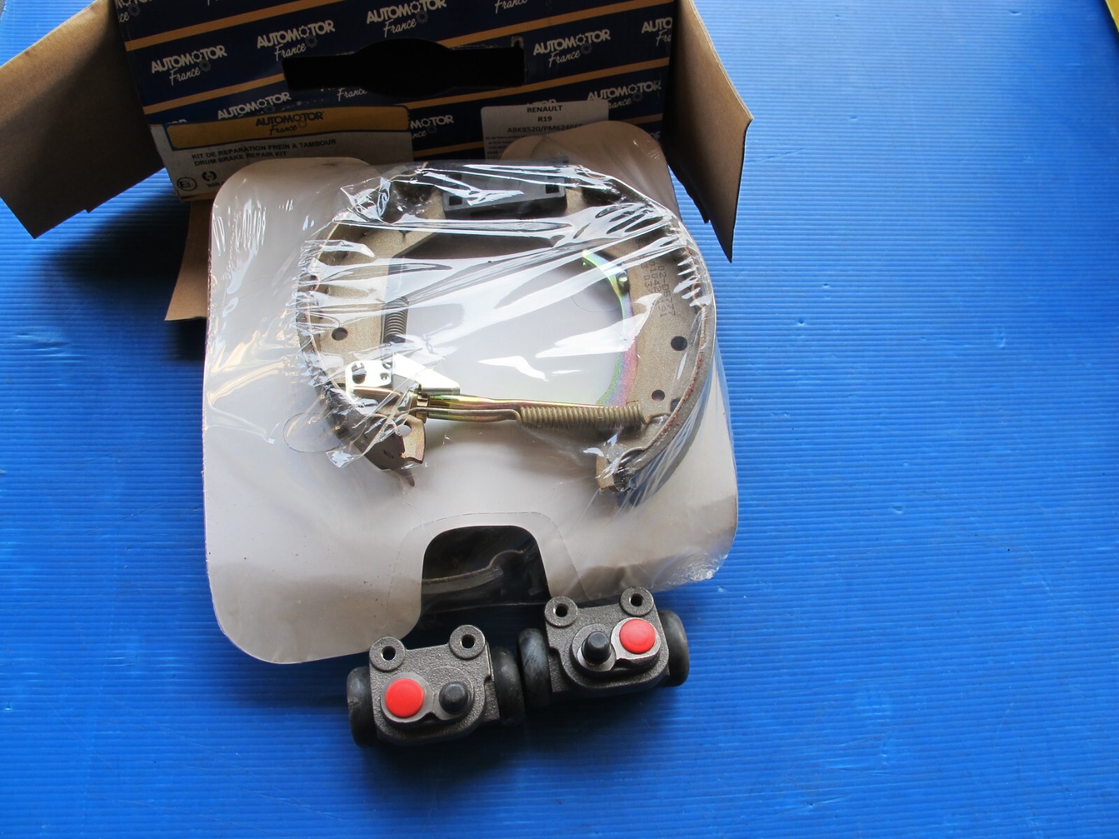 Kit freins arrière Automotor pour Renault R19 | Sécurité d'origine