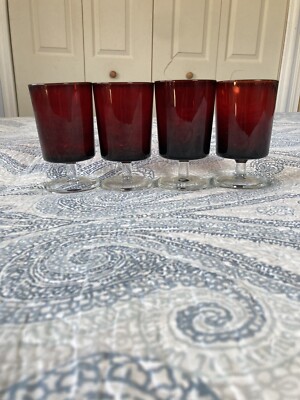 Ruby Red Stem 8-ounce Wine Glasses  Arcoroc Luminarc Cavalier France Set Of 4