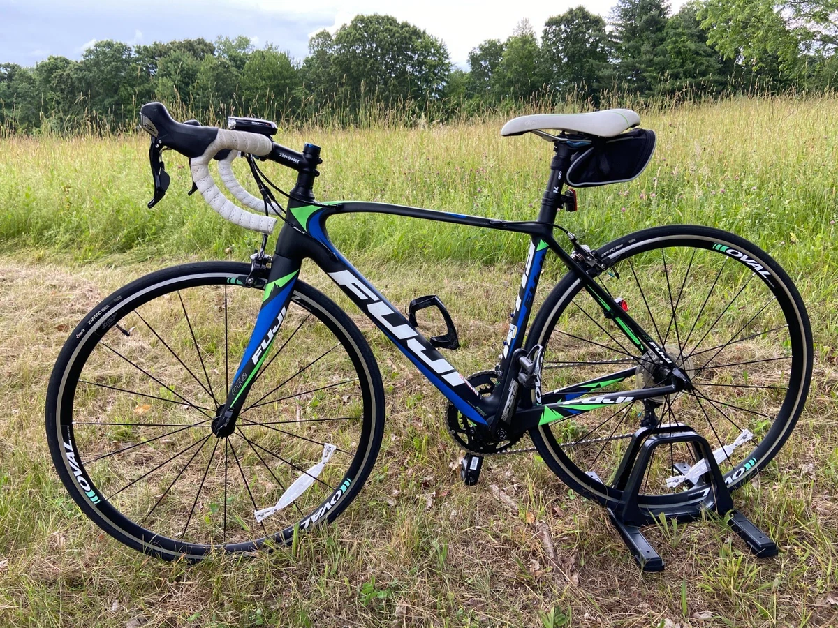 Fuji women's road online bike
