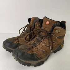 Merrell Moab Hiking Boots size 9.5