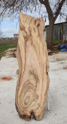 Tavola in legno di ulivo lunghezza 120 larghezza max 35 spessore 3 - Picture 1 of 8