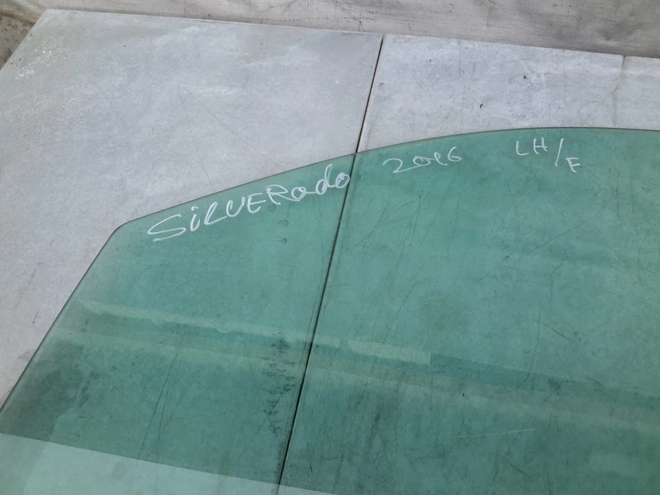 2014-2018 Chevrolet Silverado 1500 Door Window Glass Front Left Driver Side OEM Foto 2 de 4