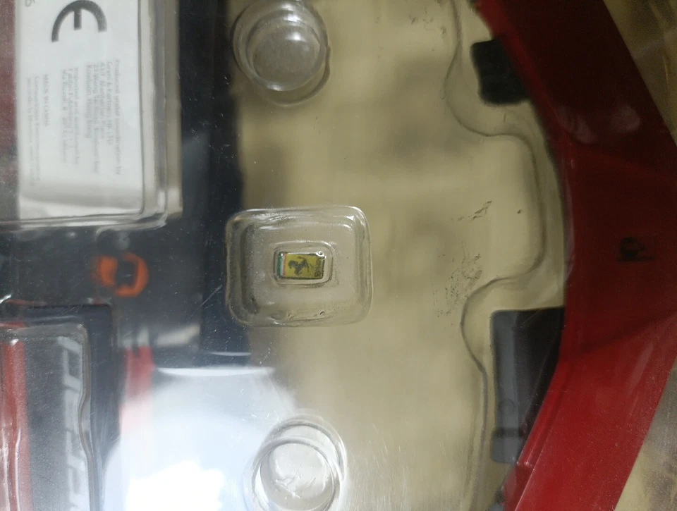 Ferrari La Ferrari Scala 1:8 Prima Uscita 1 - Immagine 3 di 4