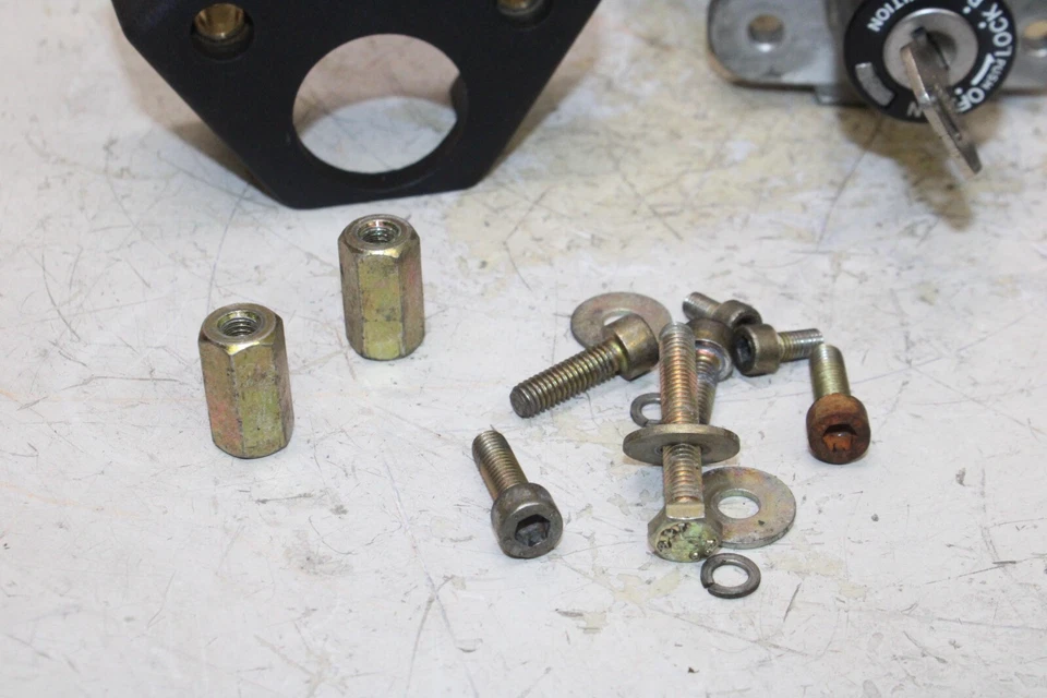 Ducati Monster 900 1998 OEM juego de llaves de encendido con bloqueo de asiento Foto 3 de 4