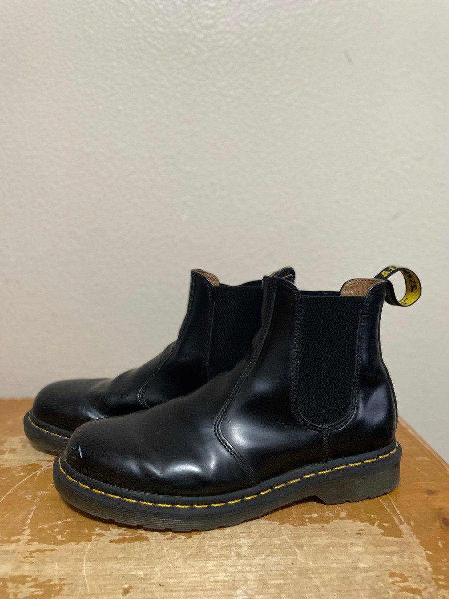 Dr Martens 2976 Boots Mens 10 Casual Pull On Chelsea Ankle  display picture 1