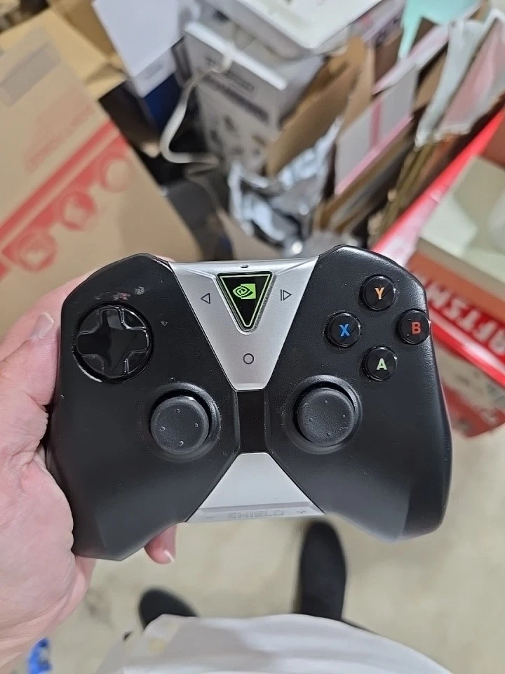 Nvidia Shield P2570 Wireless Bluetooth Gaming Controller - Image 2 of 4