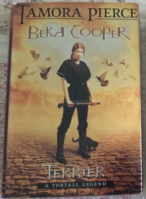 Terrier (The Legend of Beka Cooper, Book 1)