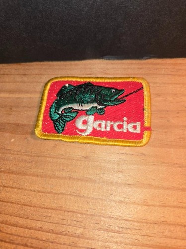 EARLY ORIGINAL GARCIA FISHING BASS HOOK EMBROIDERED PATCH 2" X 3" - Picture 3 of 4