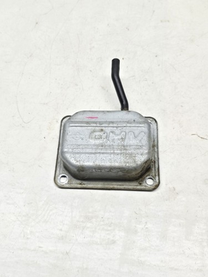 #ad Genuine Oem Briggs and Stratton valve cover 499600 $9.99