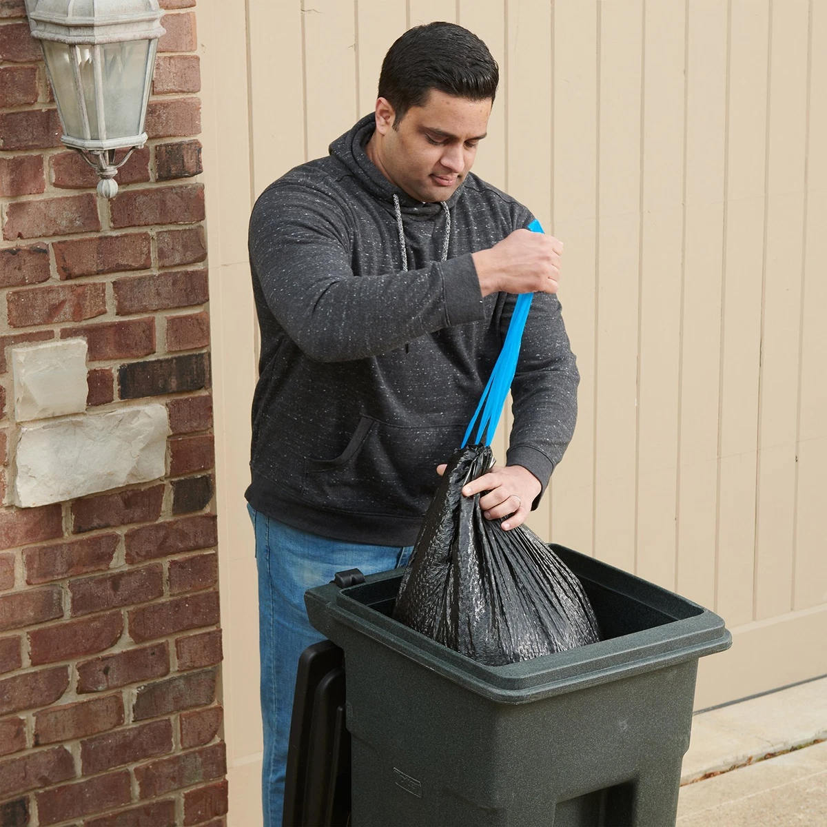 Hefty Ultra Strong 33 Gallon Trash Bags 90 Ct.