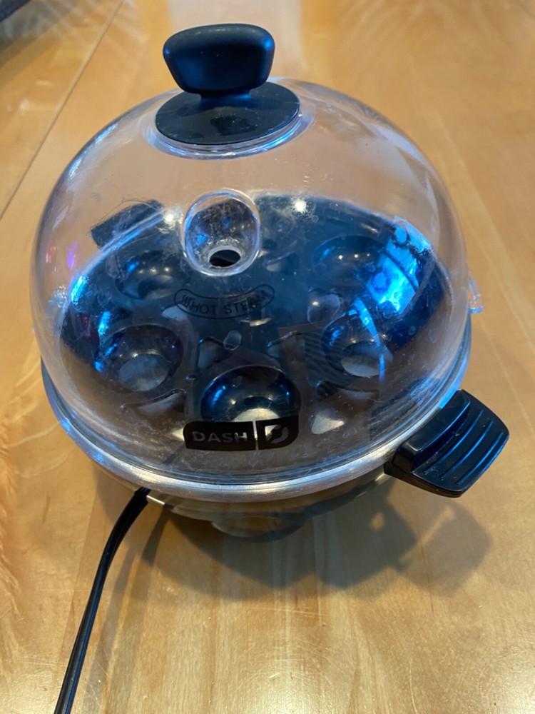 Dash Rapid 6-Egg Cooker for Fast and Easy Breakfasts Dash Rapid 6-Egg Cooker for Fast and Easy Breakfasts