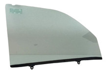 Fits: 1996-2002 Toyota 4Runner Passenger Side Front Right Door Glass