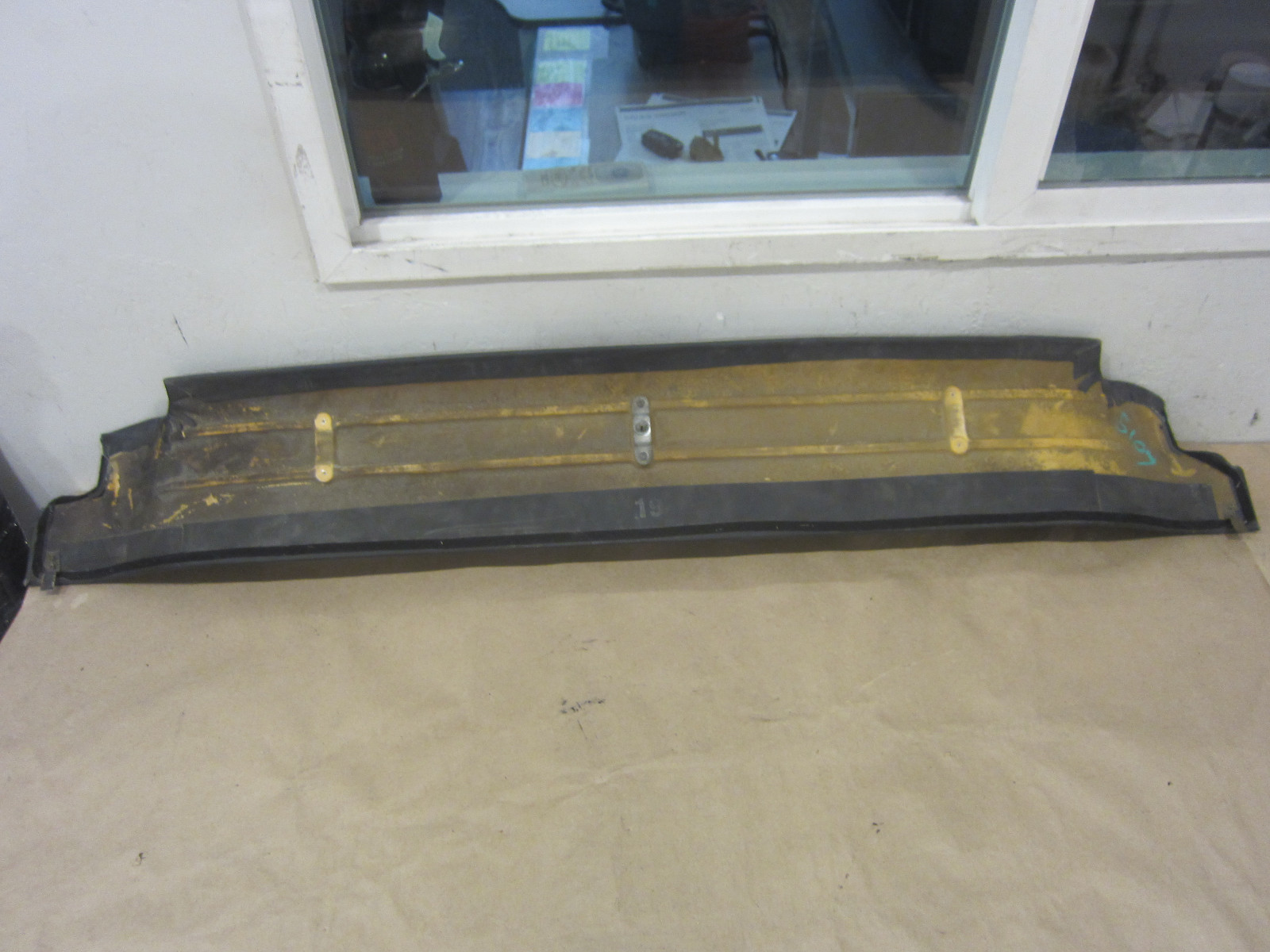 Ferrari 360 Modena - Rear Upper Window Trim (Black) - P/N  65870200