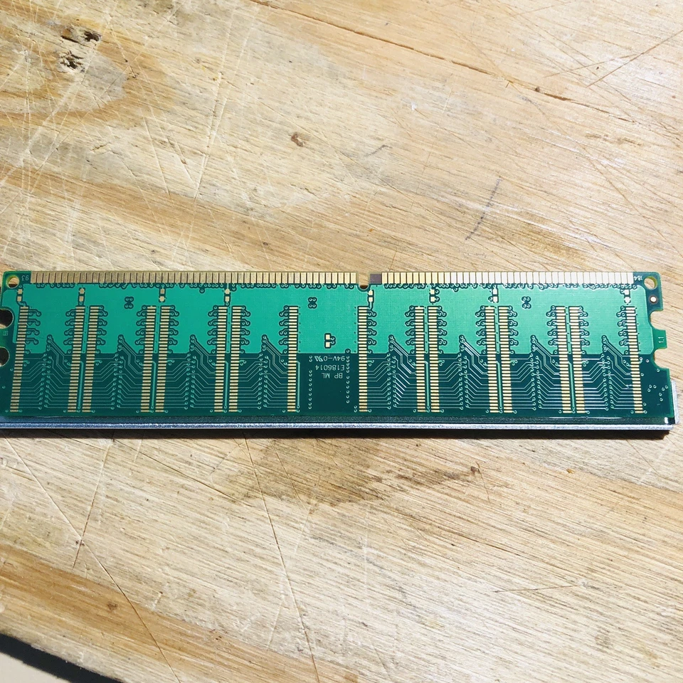 Super Talent (D32PASLA) 256mb DDR-400 PC3200 RAM - Image 4 of 4