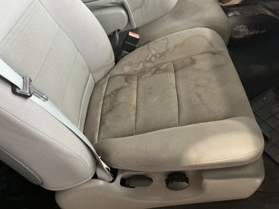 Passenger Front Seat Bench Split 40/20/40 Fits 05-07 FORD F250SD PICKUP 4923386 - Imagem 2 de 4