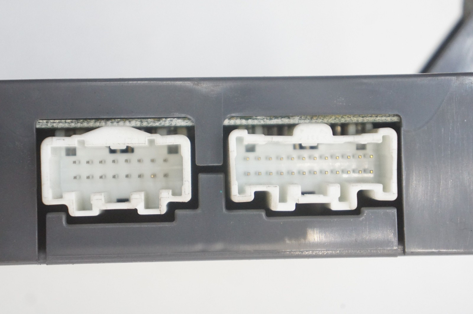 AC Heater Climate Control Module ECU OEM 177600-1141 Aston Martin V8 Vantage 08
