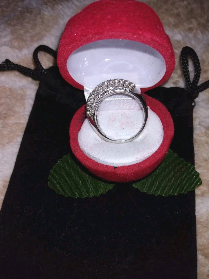 Anillo Cúpula Cielo Estrellado Zafiro Blanco 3.15ctw Talla 9 Cultivado en Laboratorio Foto 3 de 4