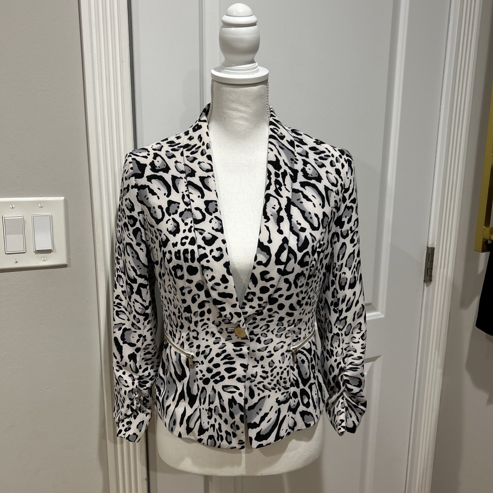 Cache Leopard Print Blazer Jacket, Size 2 - image 1