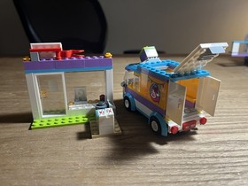 Lego Friends 41310 Heartlake Gift Delivery - 99% complete with manual