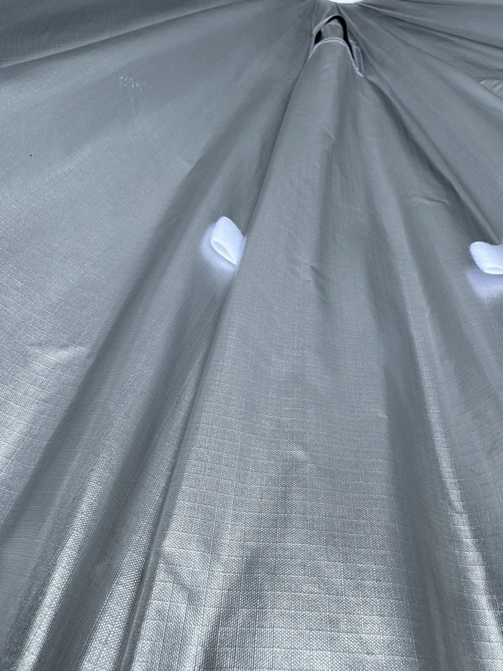 Neewer 41" Studio-Grade Parabolic Reflective Umbrella Silver Lining Quick Fold - Image 4 of 4