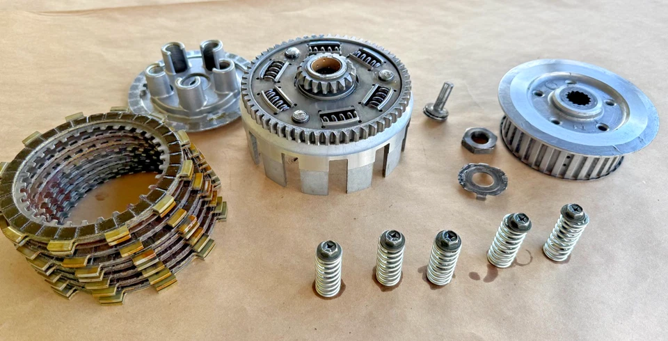 Conjunto de embrague Yamaha YZ250F 2006 - 2013 placas de cesta resortes accionamiento primario Foto 2 de 4