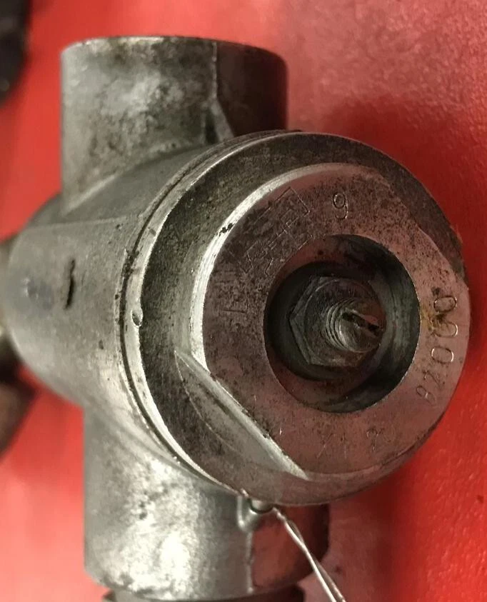 1969-1973 Porsche 911 Oil Thermostat 90110780101 - Image 4 of 4