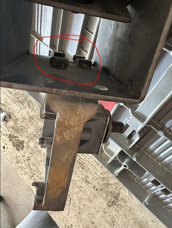 Original Armor Screws  For Tradesman Table Saw 10" Model#BTS10BW - Image 2 of 2