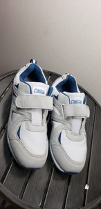 omega walk tennis shoes